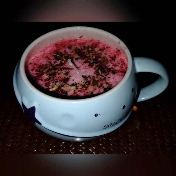 Other - Spaceman NASA Candle Cup & spoon Cherry + Litchi